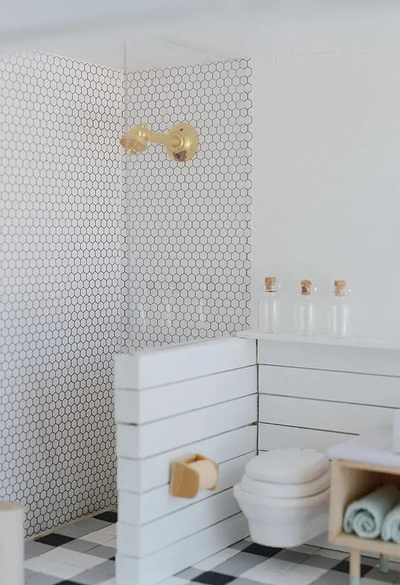 modern farmhouse bathroom