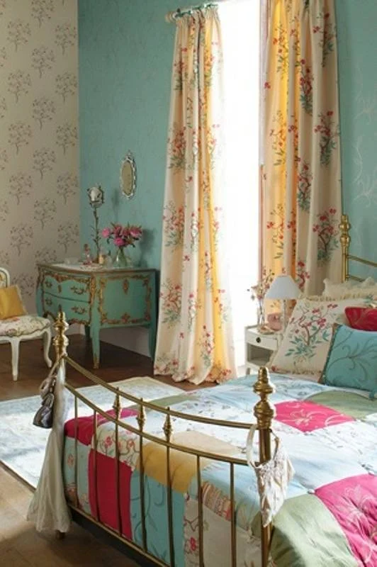 Colorful Bedroom Patched Bed Covers
