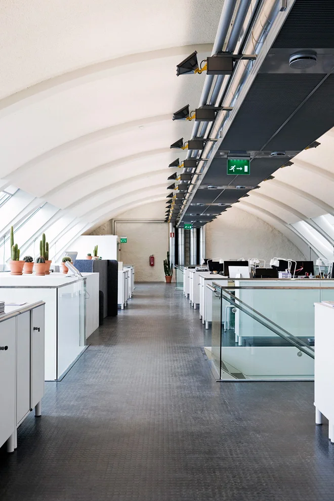 High Ceiling Office Design