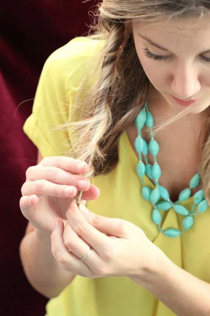 How to trim split ends at home