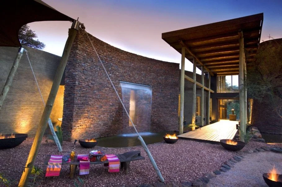 Travel luxury african game reserve holidays