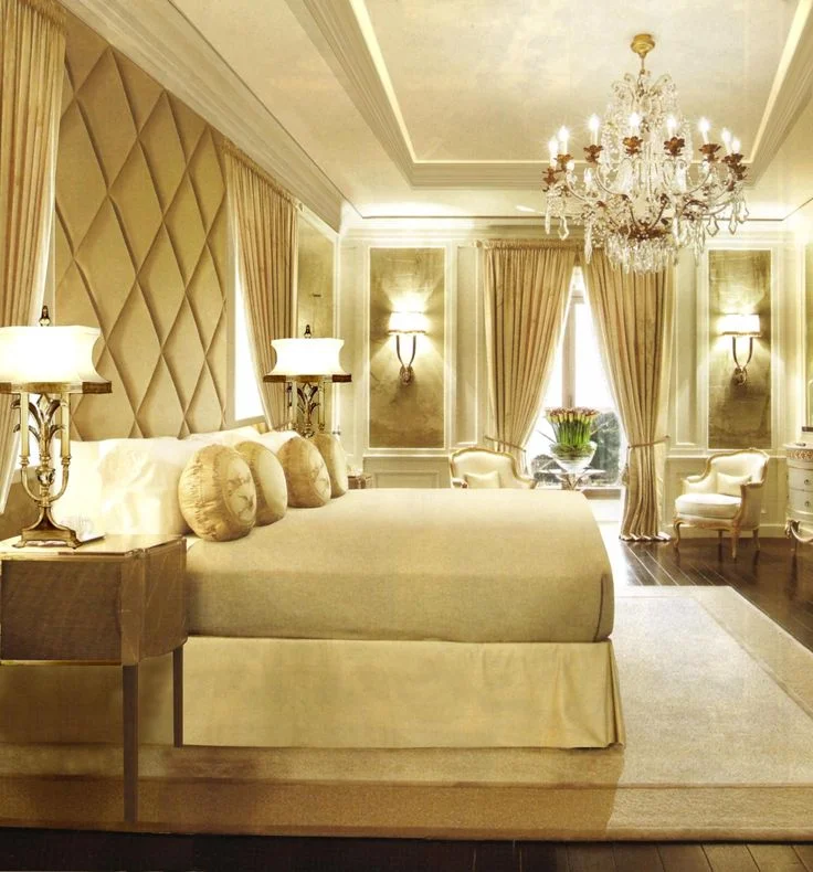 Vintage Table Lamps And Cozy Warm Light Bedroom With Gorgeous Crystal Chandelier
