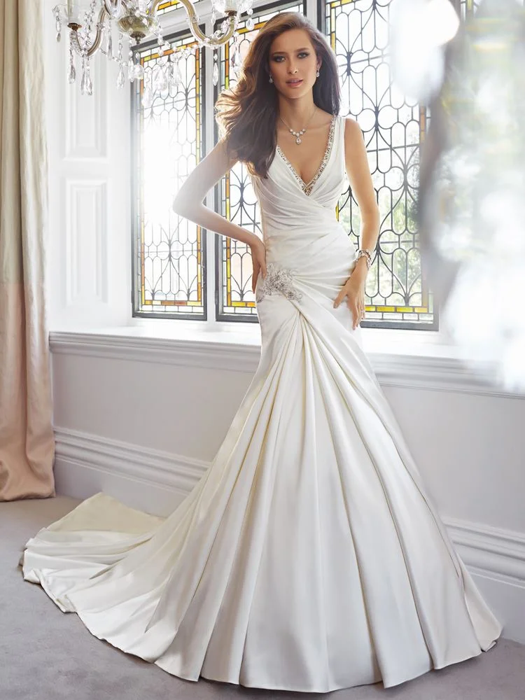 line mermaid wedding dresses with v neckline and bling