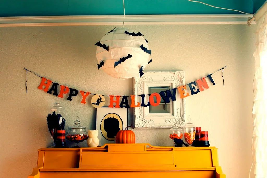 Halloween Decoration Bats and Lanterns