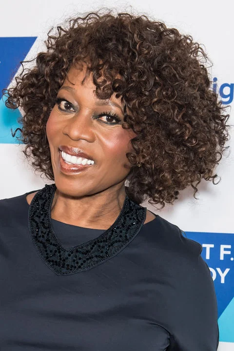 Bob With Springy Curls For Black Women