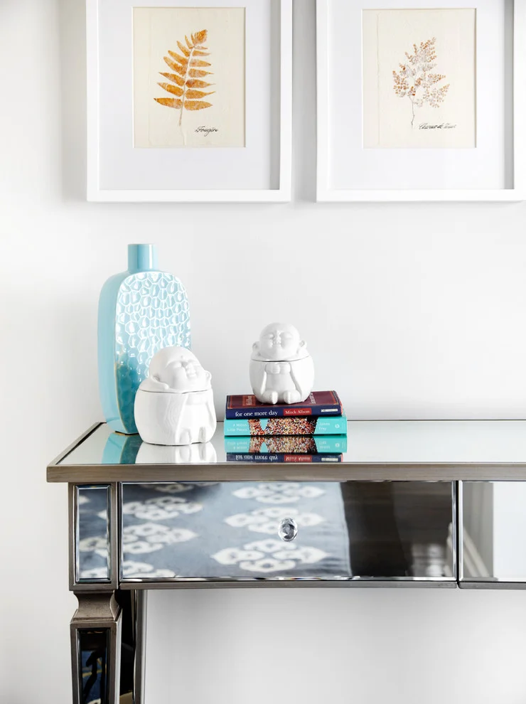 Decorative Accessories