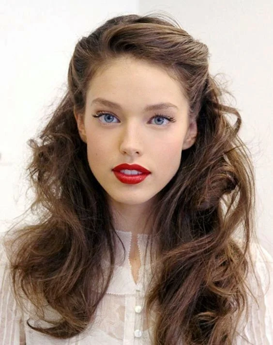 Elegant Retro Style