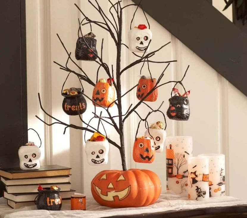 Halloween Table Funny Decorations