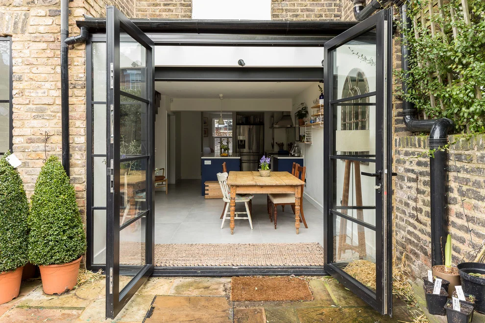 Open Space Bespoke Kitchen and Dining
