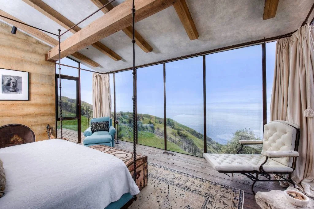 Breathtaking Nature Views Glass Wall