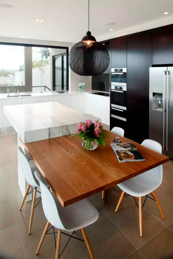 Bright And Enjoyable Clontarf Kitchen