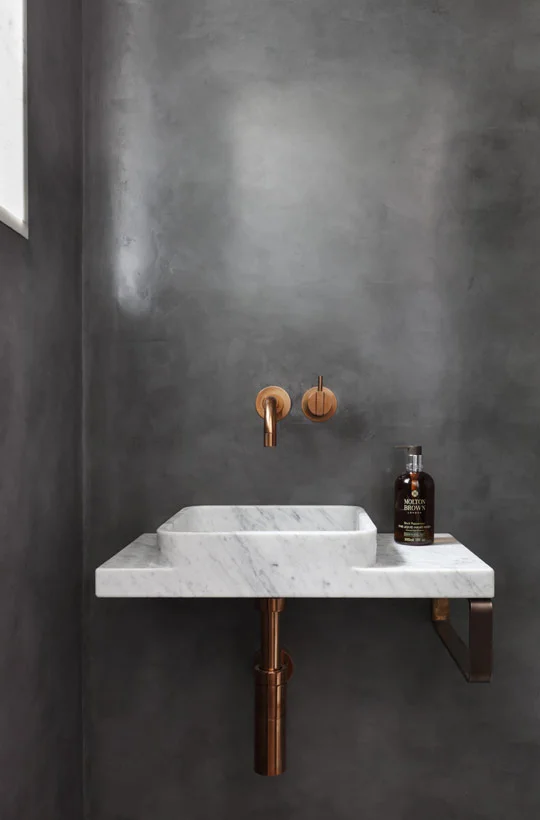 Dark Polished Plaster