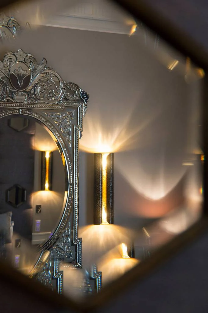 Bedroom Headboard With Mirror Decoration
