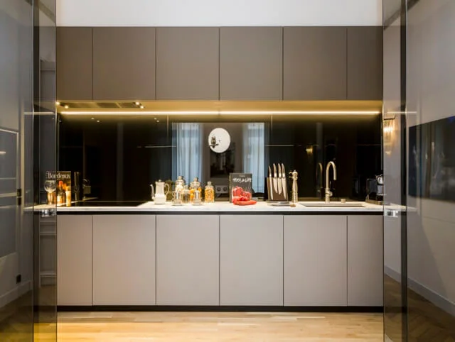 kitchen dark theme