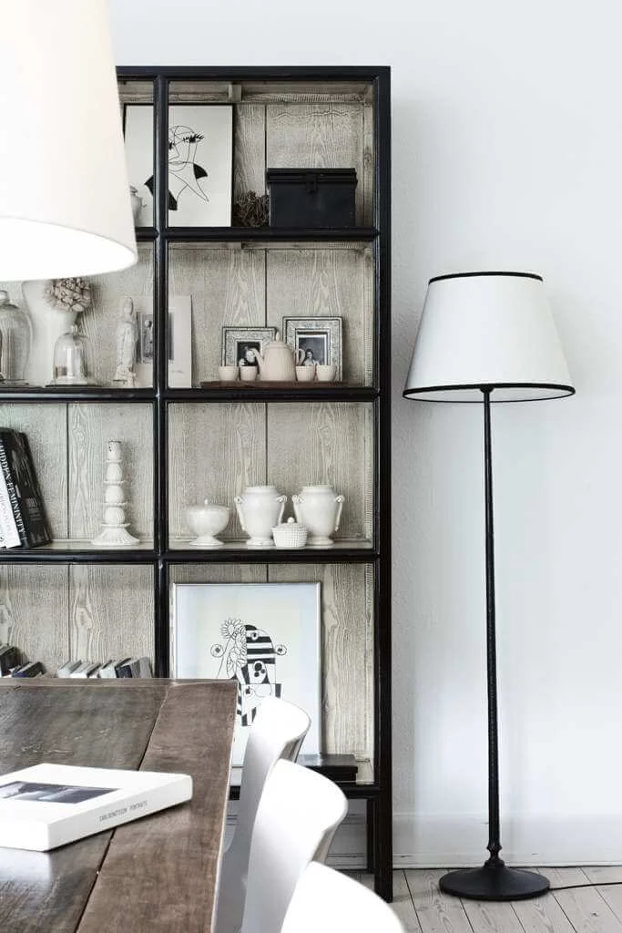 sturdy shelf office