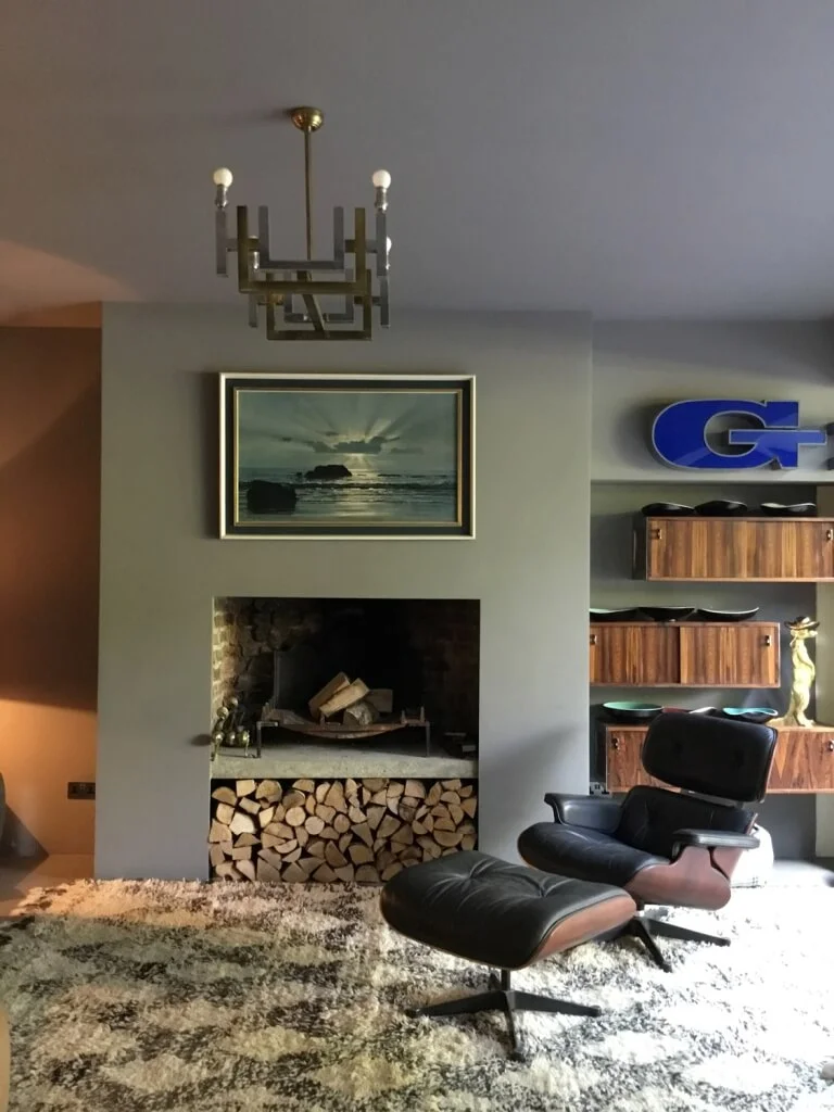 dining room lounge open fireplace recliner