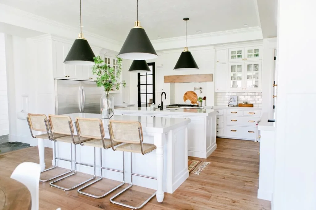 modern farmhouse kitchen interior