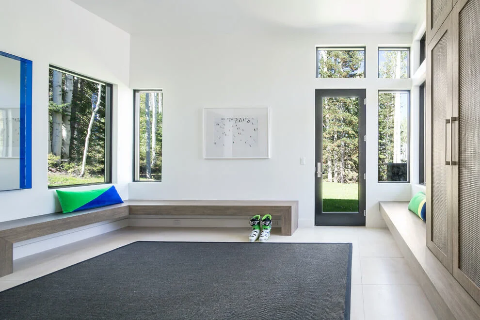 backdoor entry and mudroom