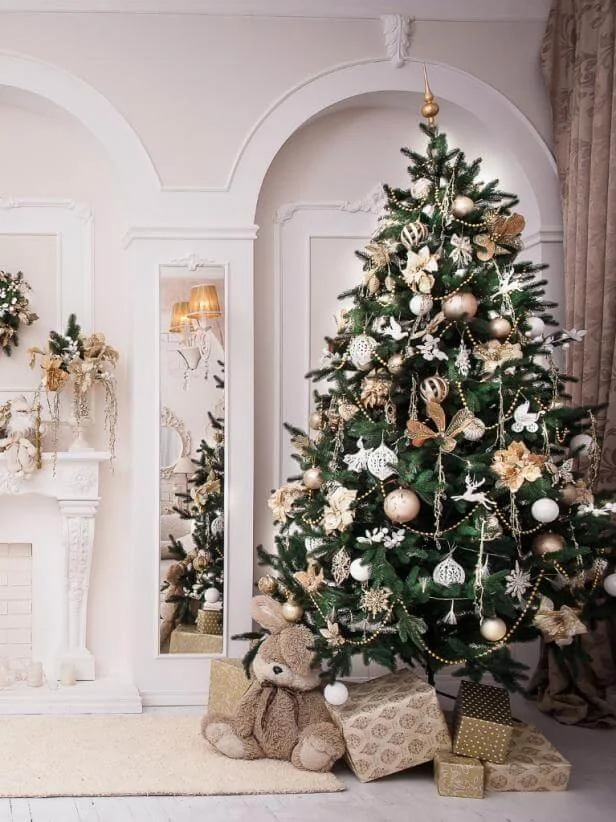 gold and silver beaded garlands