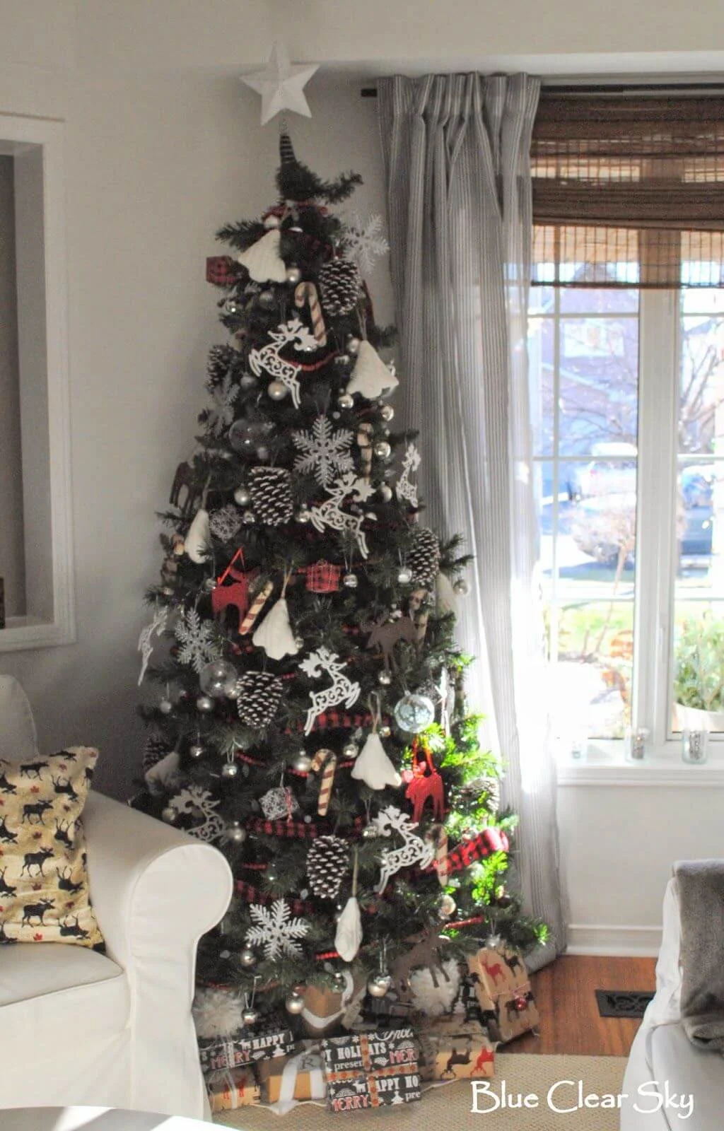 Christmas Tree Pine Cone Decoration