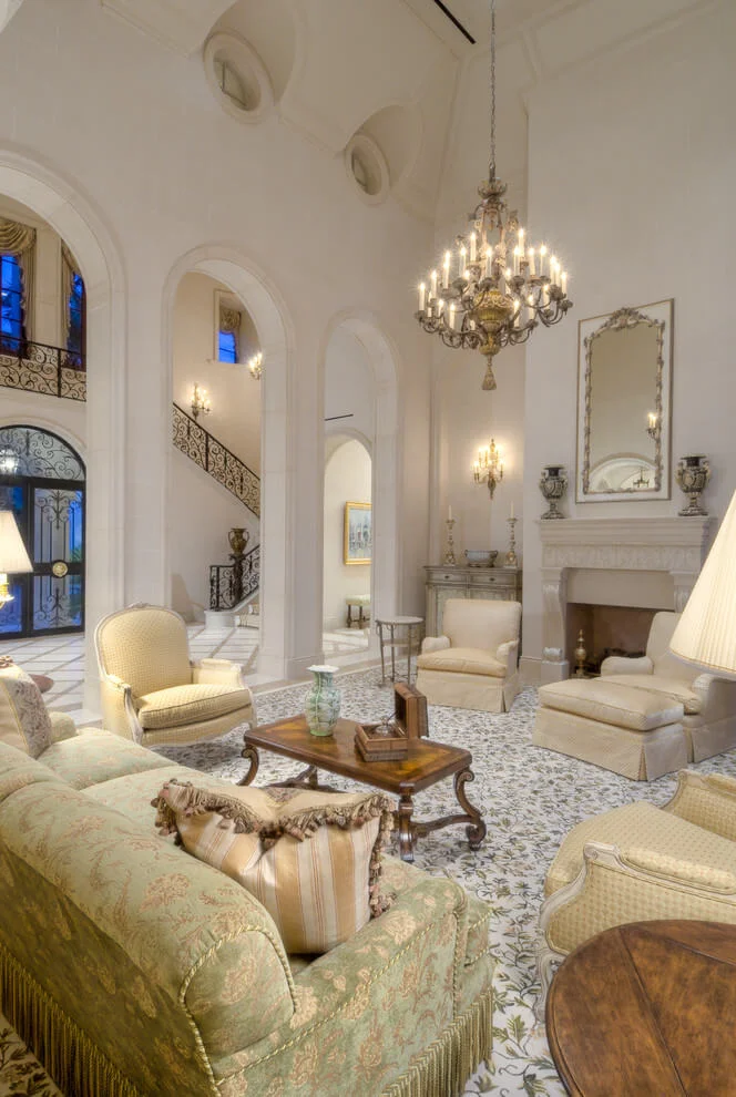 High Ceiling Victorian Design Room