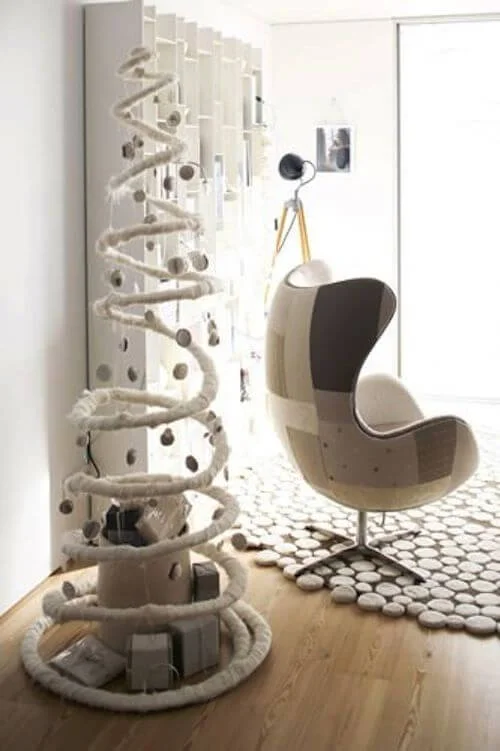 Spiral White Christmas Tree Decor
