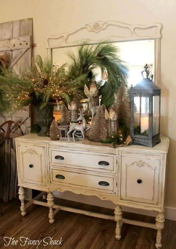 Christmas Wonderland Golden Table Decor