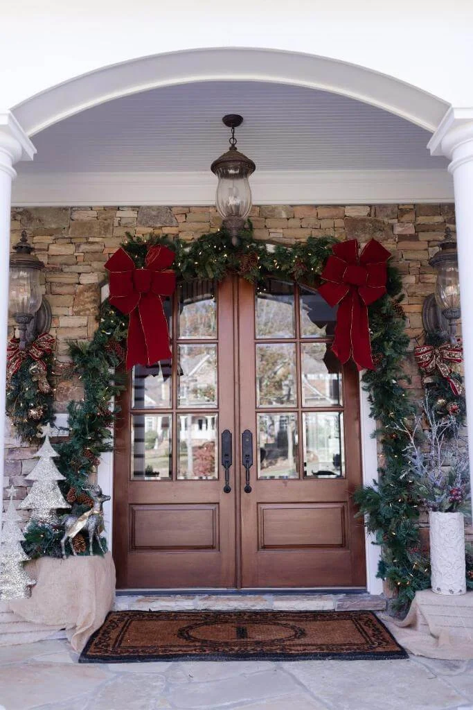 Elaborate Front Door Garland Decor