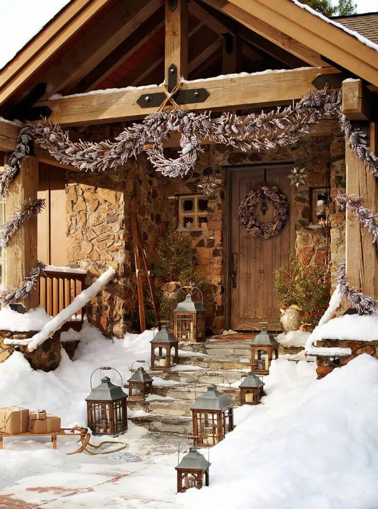 Elegant Outdoor Ice Christmas Decor