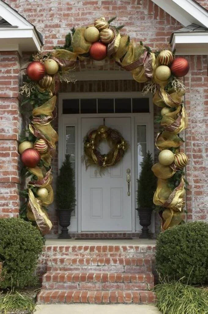 Fancy Gold Front Door Decor