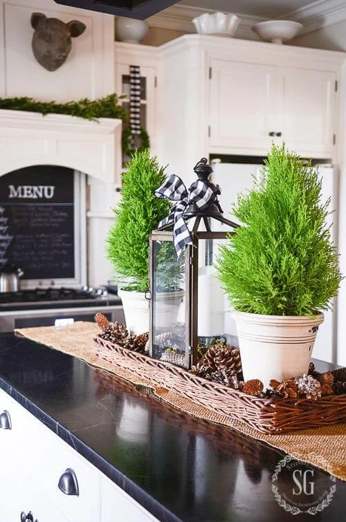 Kitchen Island Christmas Centerpiece