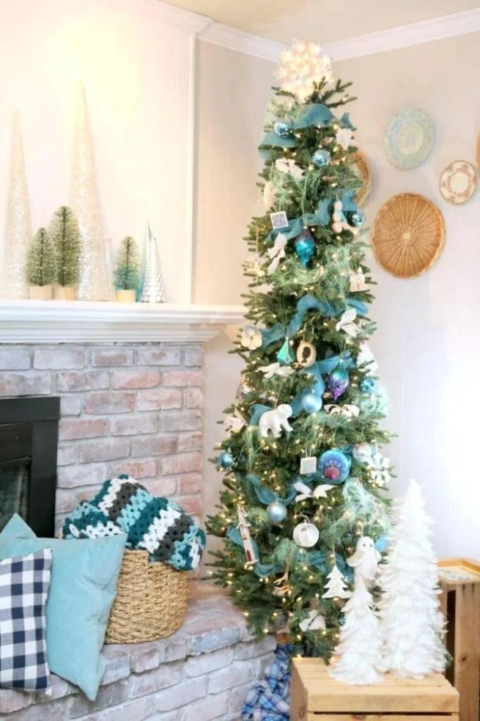 Narrow Space Pencil Christmas Tree