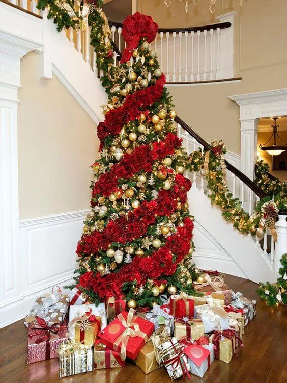 Traditional Tree With Flower Decoration