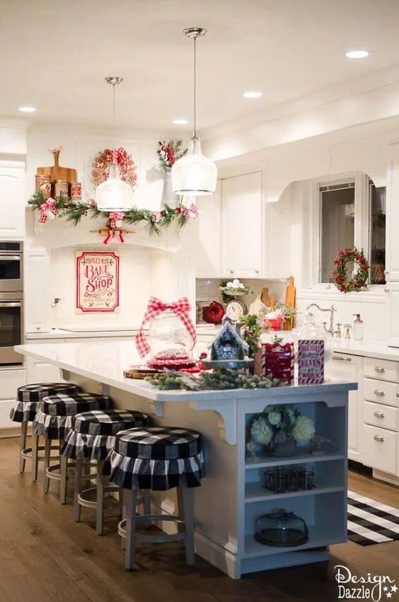 Vintage Christmas Kitchen Decoration