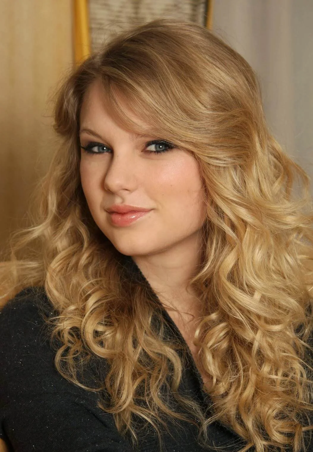 Curly Hairstyles for Prom