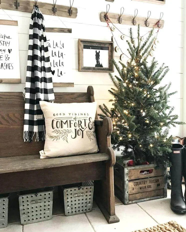Entryway Rustic Christmas Decoration