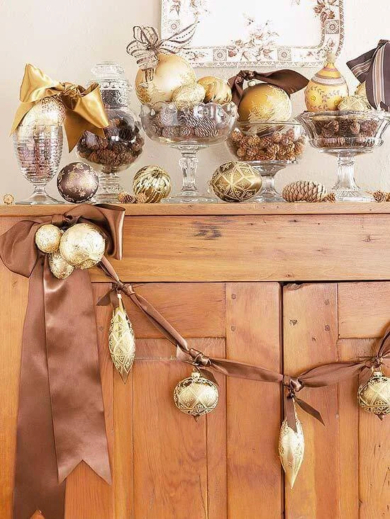 Glittering Ornaments Swag Decor
