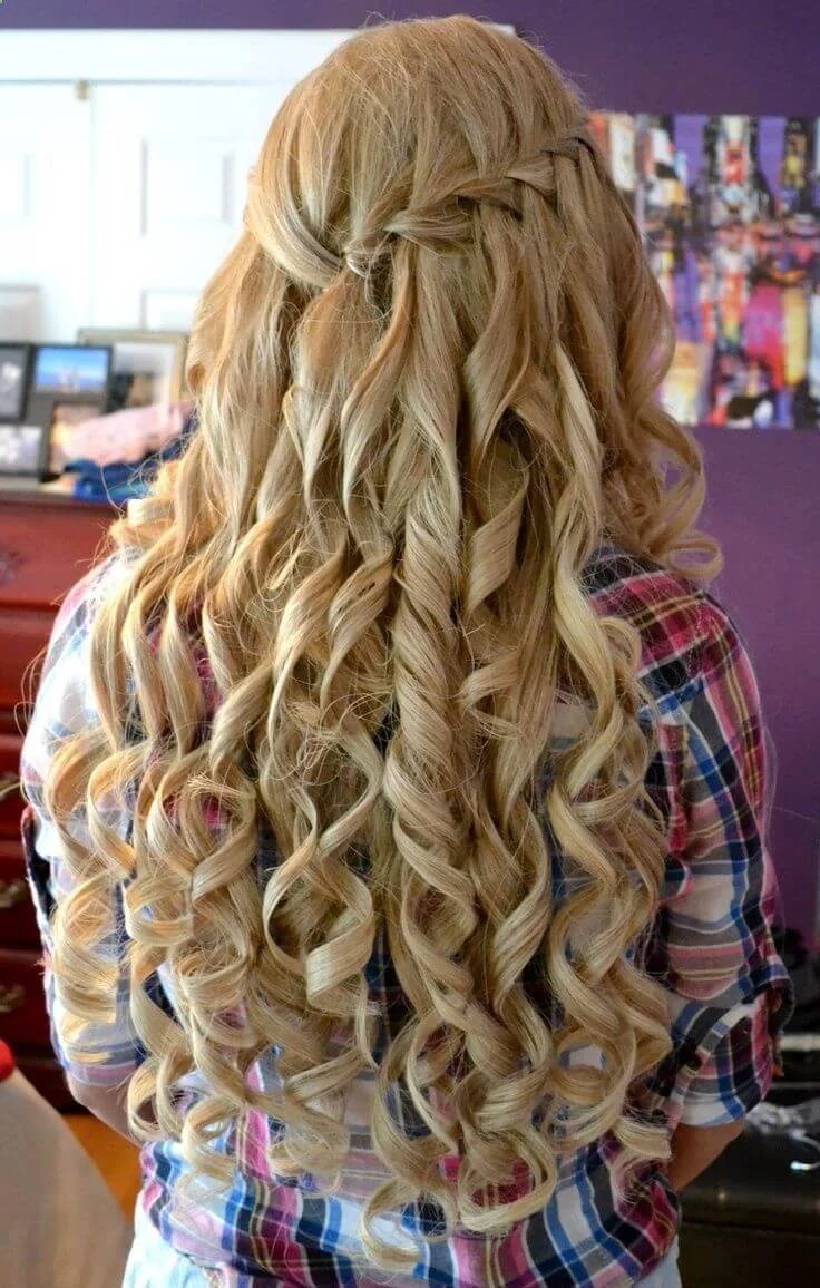 Long Curly Hairstyles
