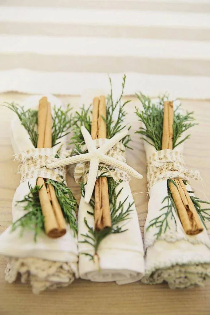 Simple Christmas Table Holiday Dressing