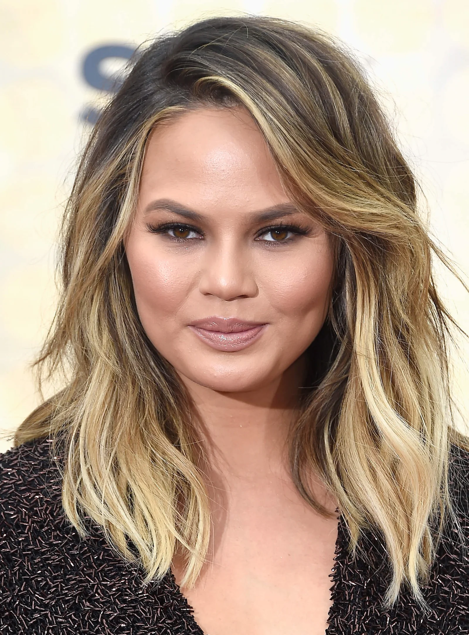 Curly Hairstyles For Round Faces