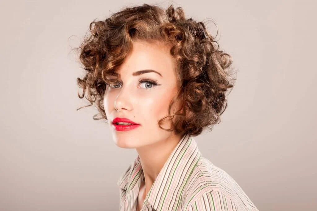 Curly Hairstyles For Round Faces