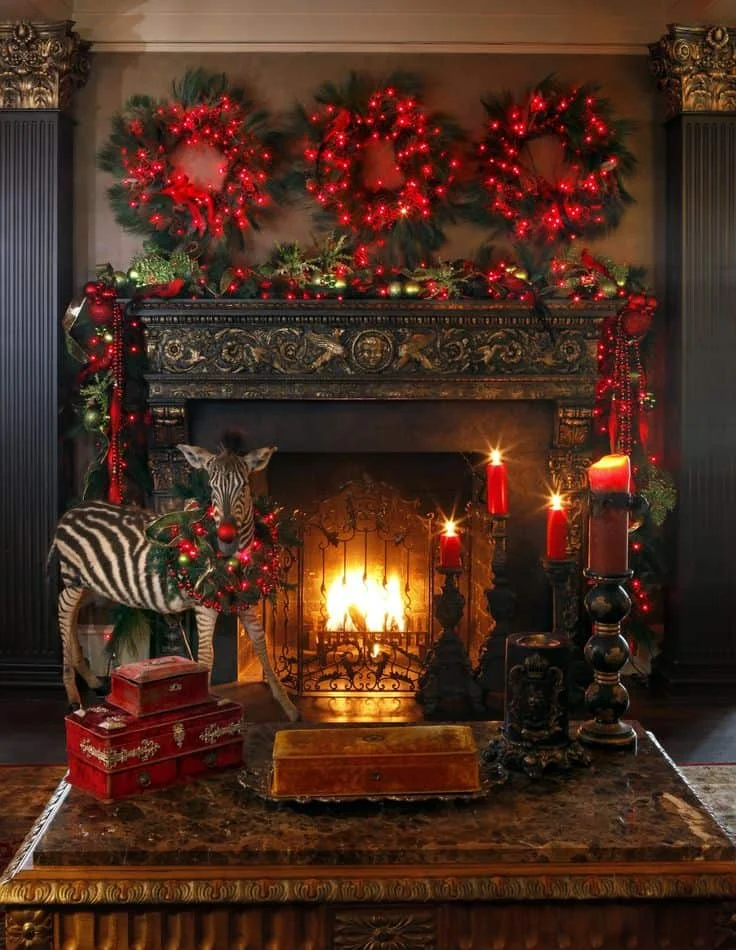 Vintage Red Green Mantel Decoration