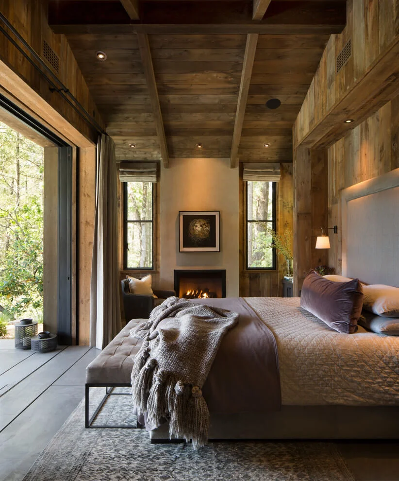 Farmhouse Style Bedrooms With Fireplace