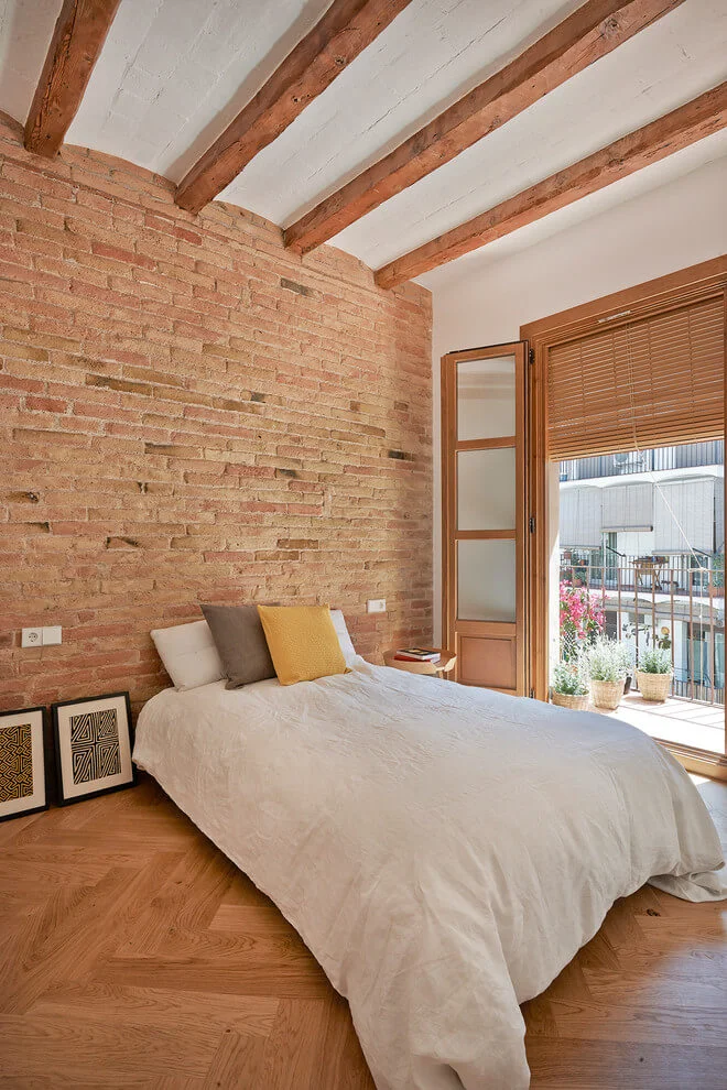 Light Industrial Design Bedroom
