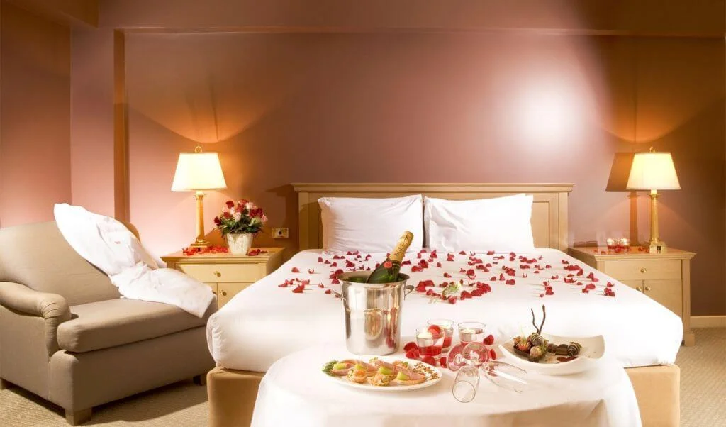 Valentines Day Bedroom Decoration