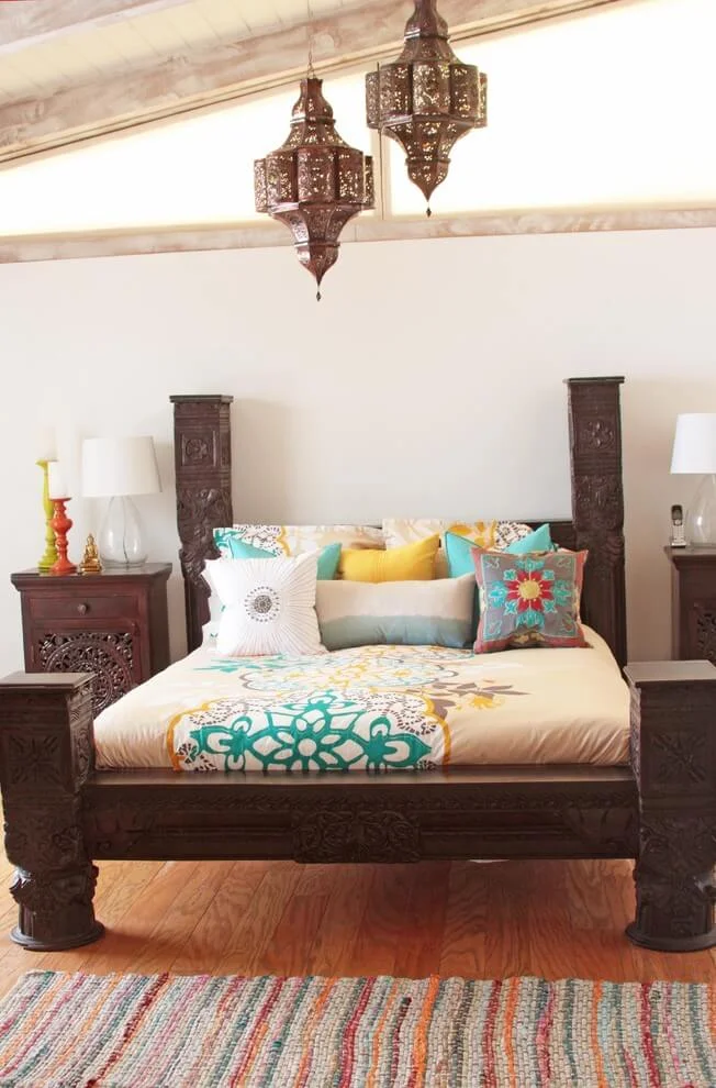 Traditional Look Asian Bedroom Design