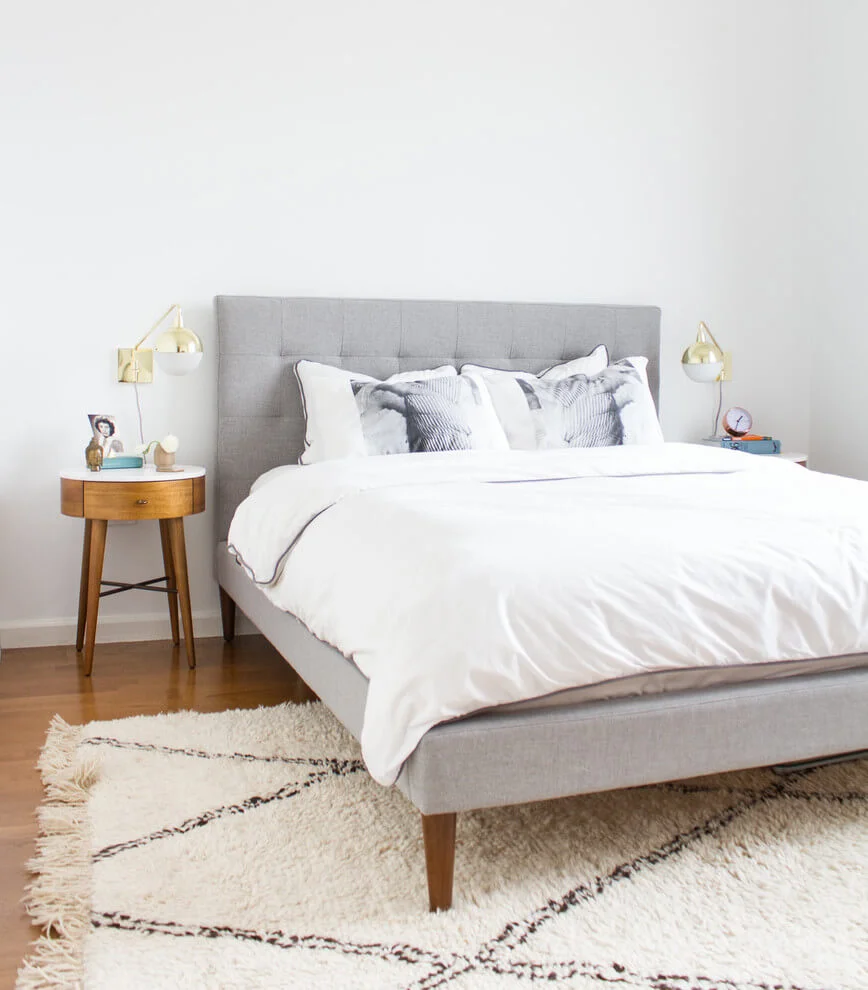 Minimal Decor Midcentury Modern Bedroom