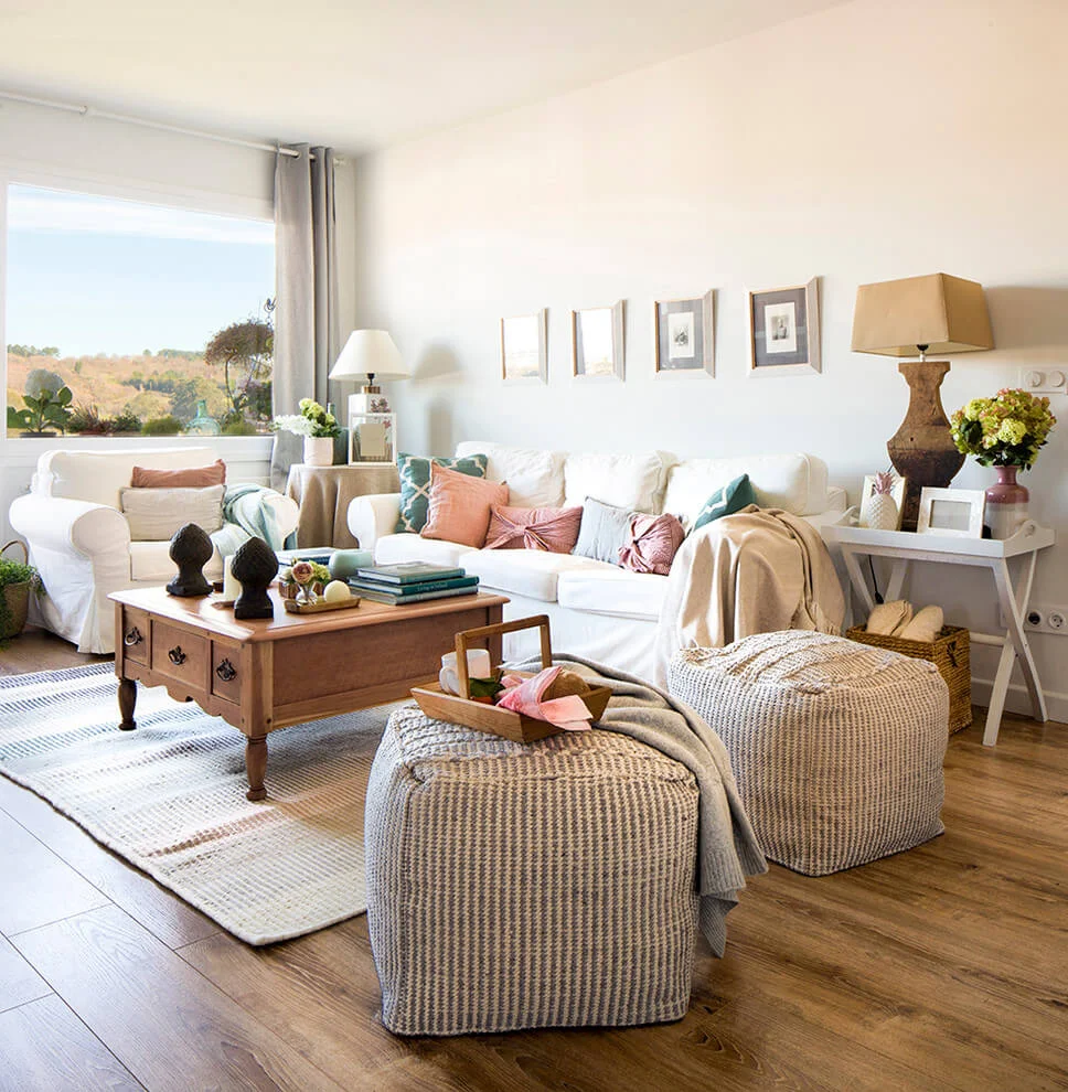 Soft Colors Shabby-Chic Room Decor