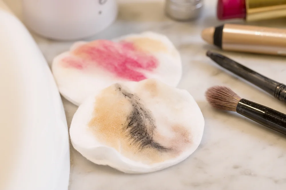 Easy To Remove Makeup