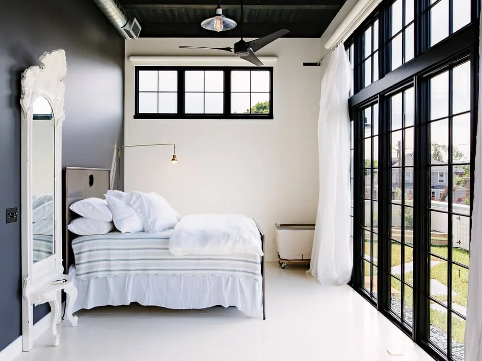 Simple And Intimate Bedroom Design